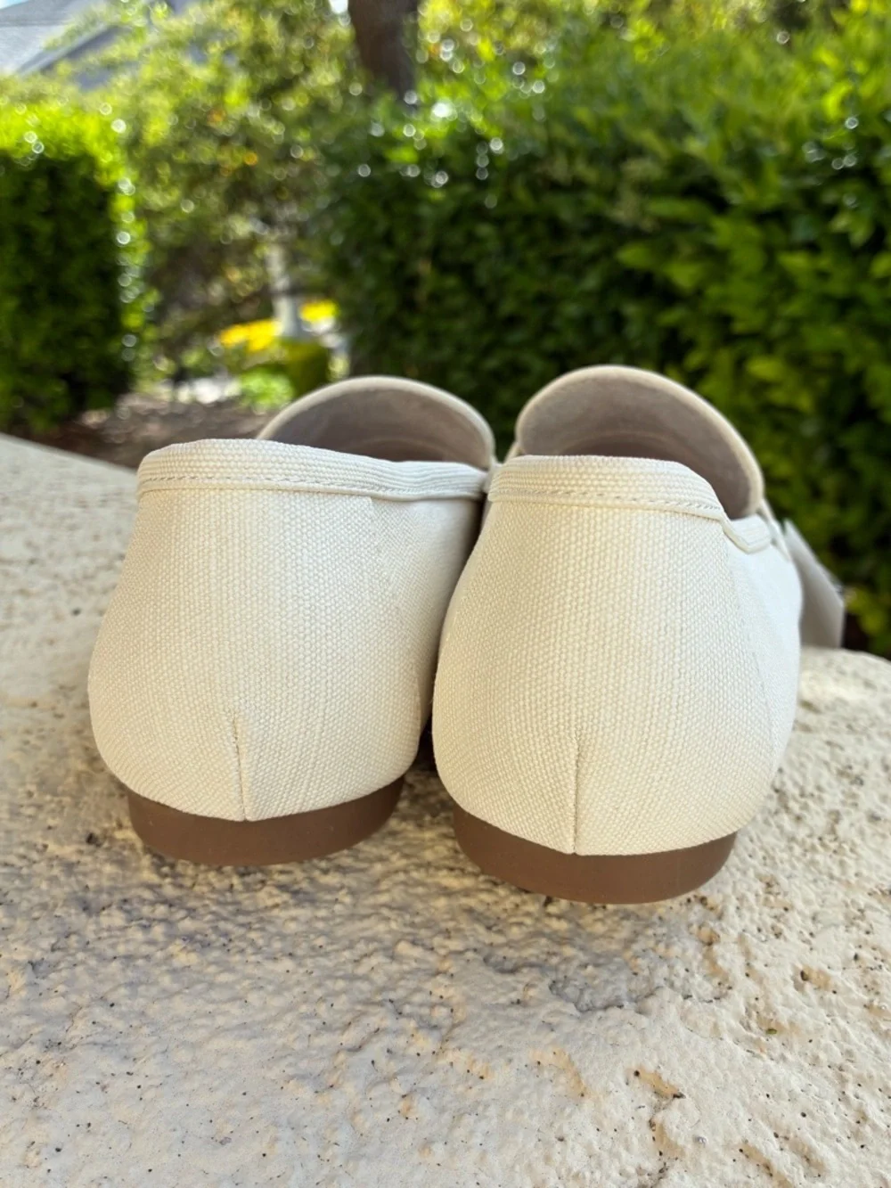 Kenzie Yelena Women's Ivory Slip-On Loafers  Size 7 NWT